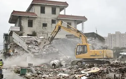 行政機關是否有權拆除違章建筑？我們又該如何應對？