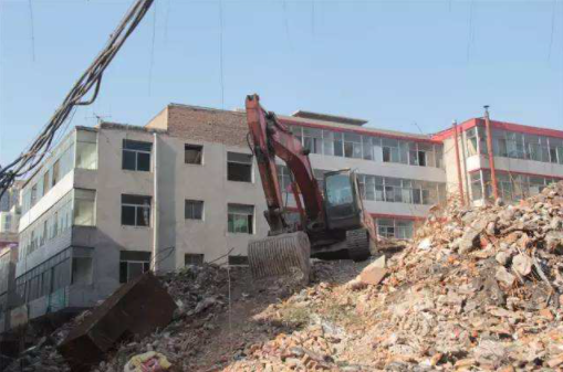 農村<a href=http://www.jiucipa.cn/jingyun/casefwcq/ target=_blank class=infotextkey>房屋拆遷</a>20平方米能賠償多少平方米土地？