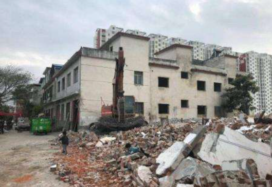京云<a href=http://www.jiucipa.cn/team/ target=_blank class=infotextkey>拆遷律師</a>代理 確認揚州市邗江區房管局作出的《房屋拆遷補償安置方案批準通知書》行為違法