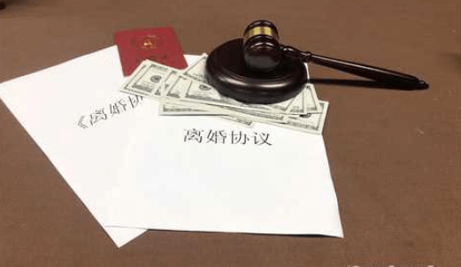 離婚時為多占房屋增益，丈夫稱還貸資金為其母親資助怎么辦？